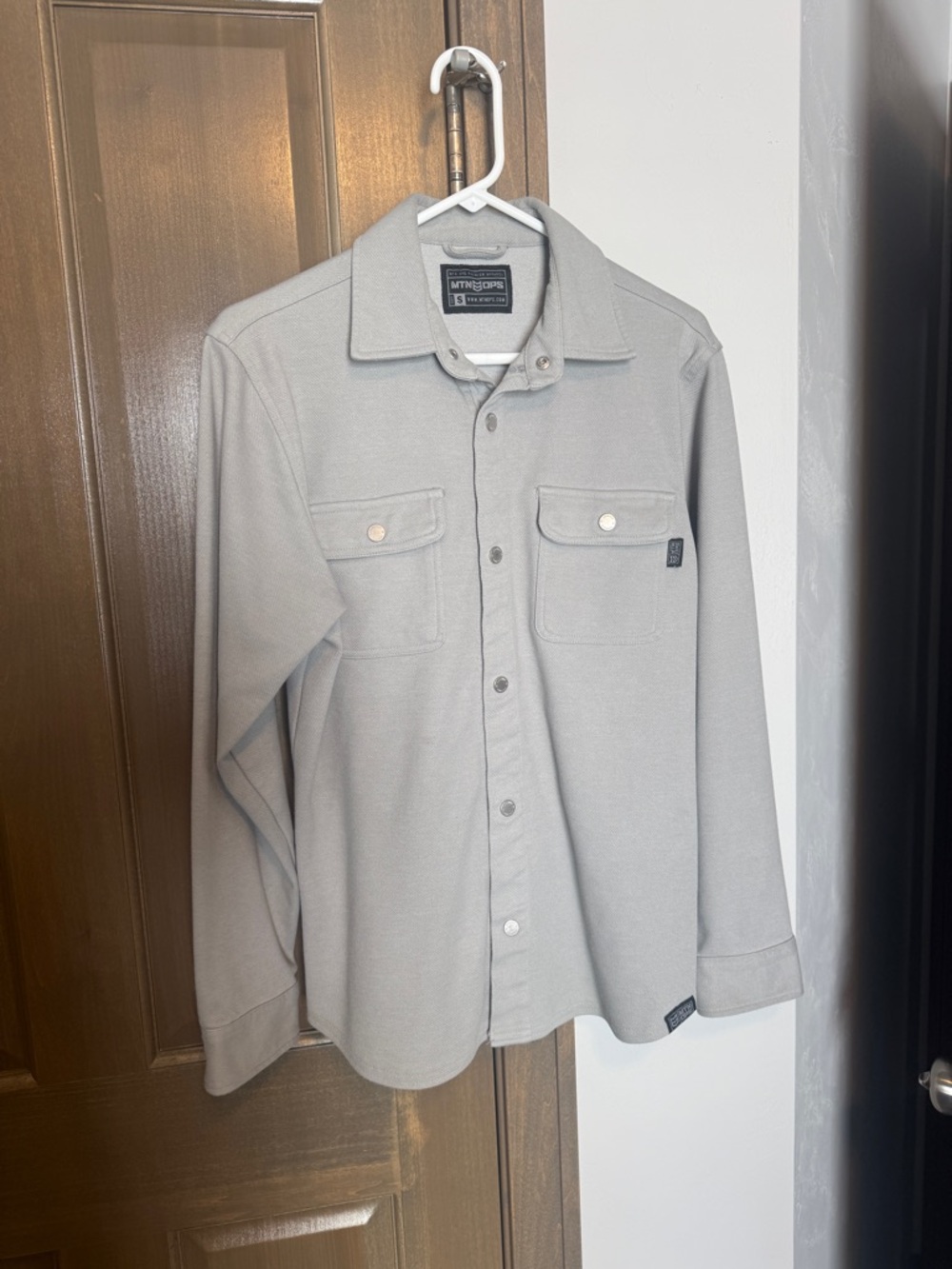 Light Gray Men's Button-Up Shirt Jacket